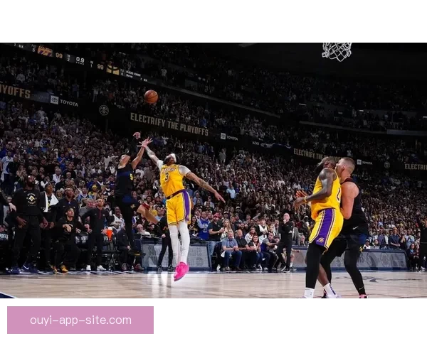 穆雷上半场爆发狂砍33分创个人新高 带领球队火力全开